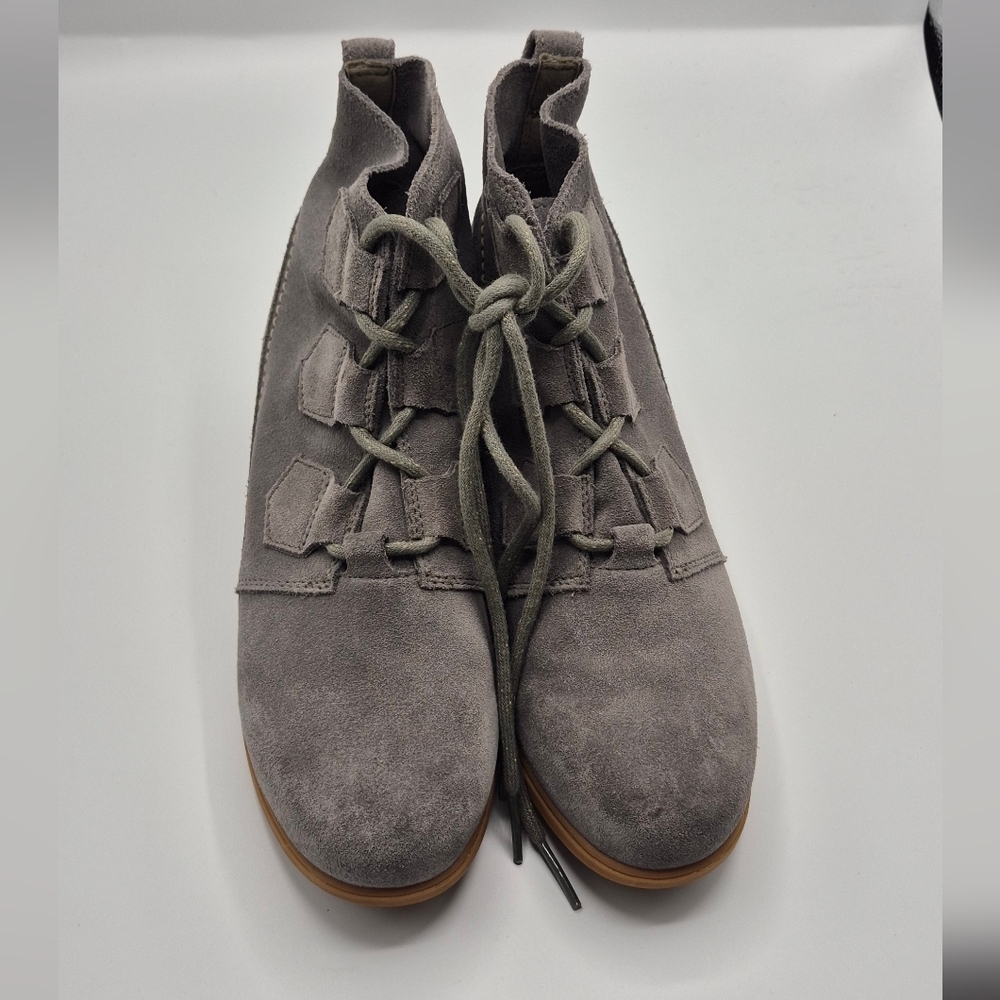 Sorel Gray Suede Lace-Up Ankle Boots
